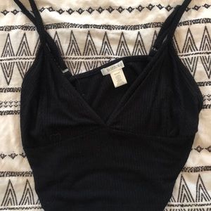 Black cropped tank top